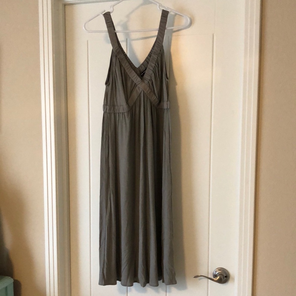 Club Monaco dress, sz Large, gray, at or slightly below knee